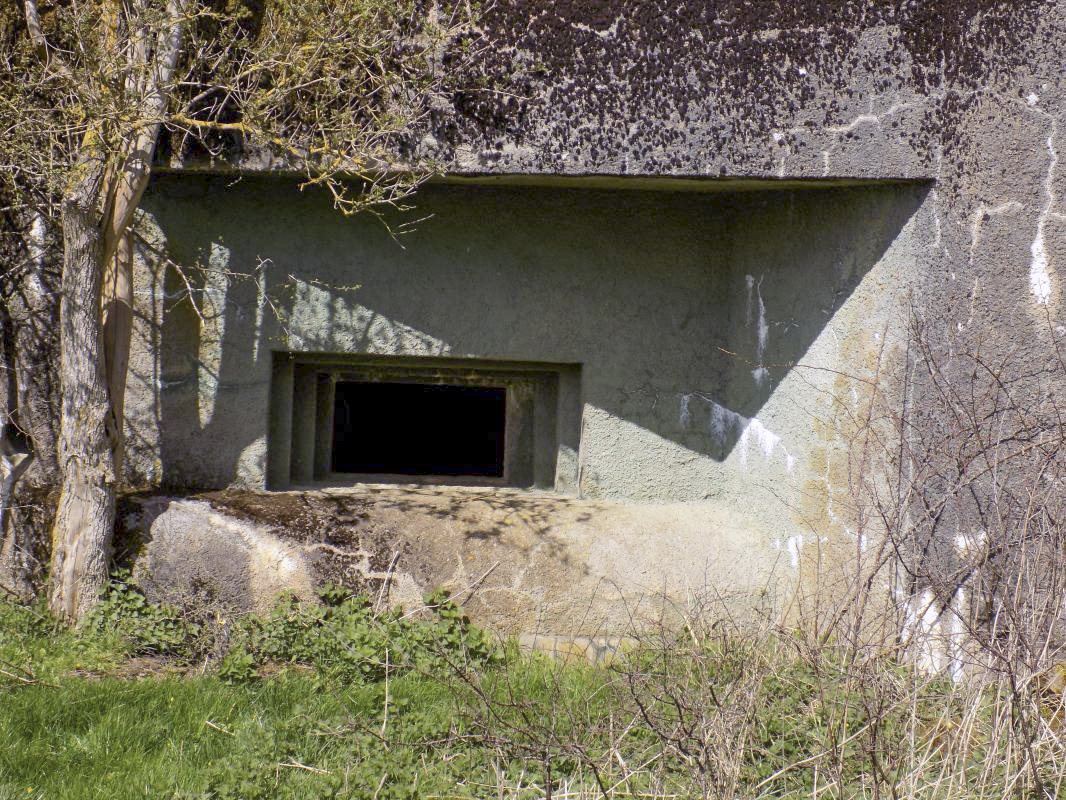 Ligne Maginot - A95BIS - TETAIGNE B - (Blockhaus lourd type STG / STG-FCR - Double) - Créneau Ac, face sud-est - R Tucker