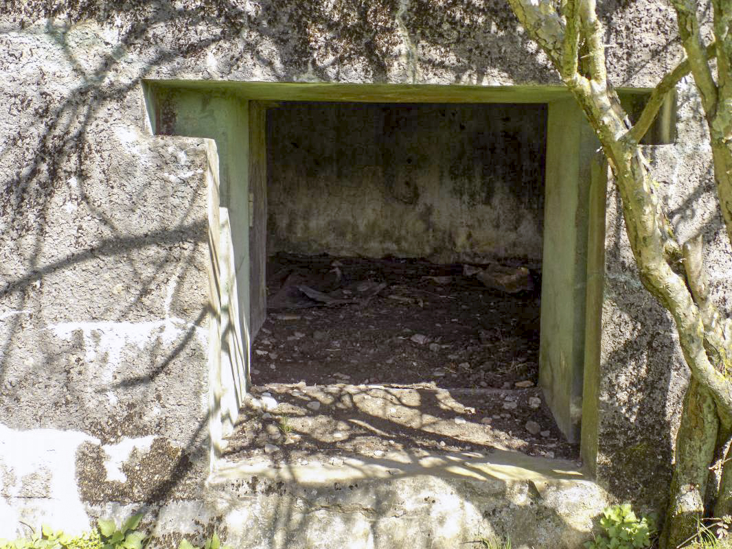 Ligne Maginot - A95BIS - TETAIGNE B - (Blockhaus lourd type STG / STG-FCR - Double) - L'entrée AC - R Tucker