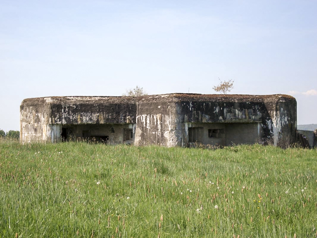 Ligne Maginot - A92 - PRIX DU LOUP - (Blockhaus lourd type STG / STG-FCR - Double) - Vue l’arrière/est - R Tucker