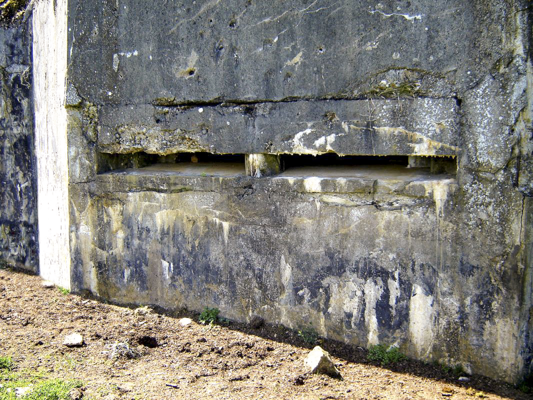 Ligne Maginot - 74 - LES FOURCHES - (Blockhaus lourd type STG / STG-FCR - Double) - Les créneaux d'observation - JMBrams