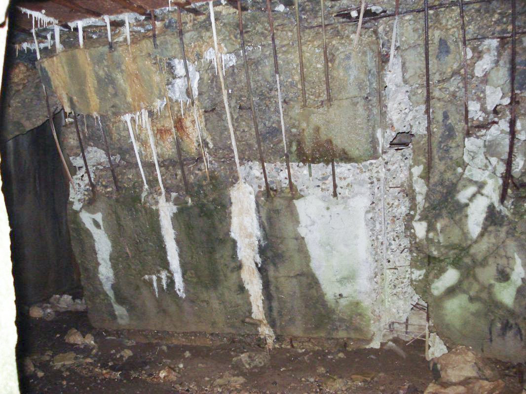 Ligne Maginot - 74 - LES FOURCHES - (Blockhaus lourd type STG / STG-FCR - Double) - L'intérieur - R Tucker