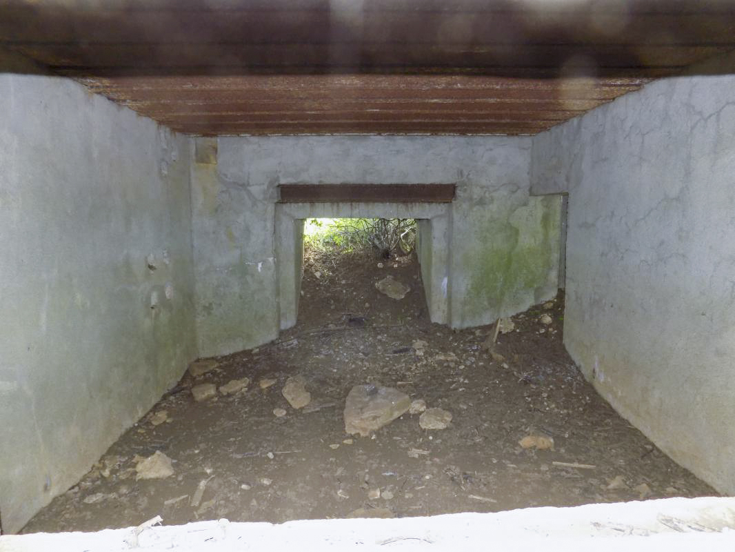 Ligne Maginot - CROIX DU SOLDAT - (Blockhaus pour canon) - Les entrées pour AC et hommes - R Tucker