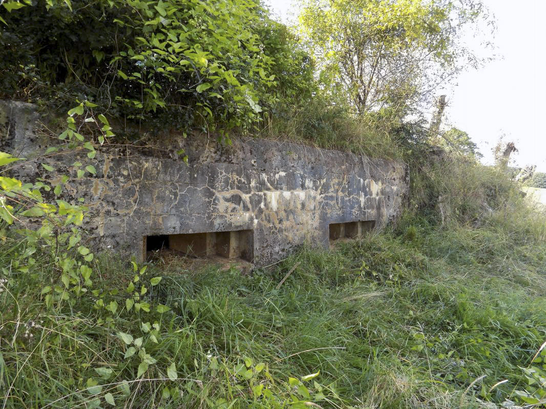 Ligne Maginot - 73 - LONGUES VOIES - (Blockhaus pour arme infanterie) - Face frontale - R Tucker