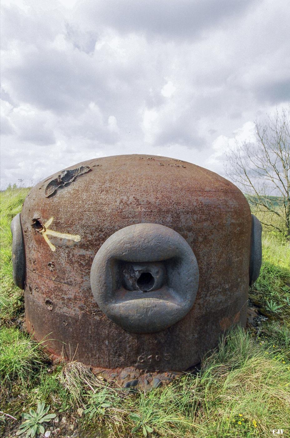 Ligne Maginot - EINSELING NORD - C72 - (Casemate d'infanterie) - La cloche GFM modifié en type B - Lia VERMEULEN