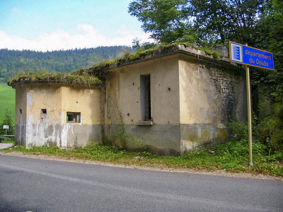 Ligne Maginot - PONT DE BIAUFOND - (Blockhaus pour arme infanterie) - Vue du blockhaus - Vincent VERMEULEN
