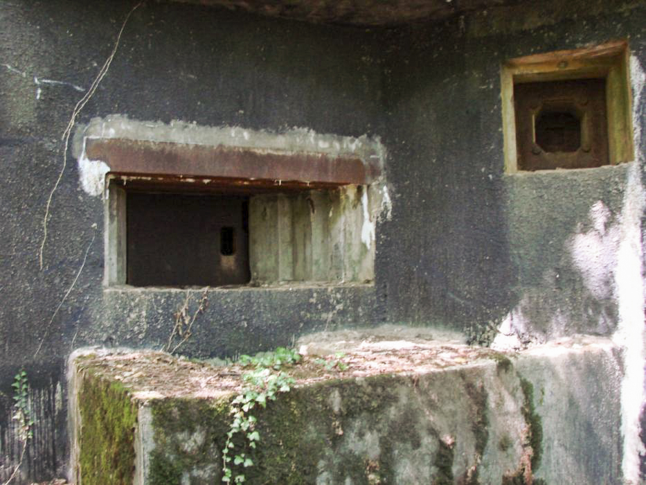 Ligne Maginot - BB43 - (Casemate d'infanterie) - Créneau pour canon - Schnoupf