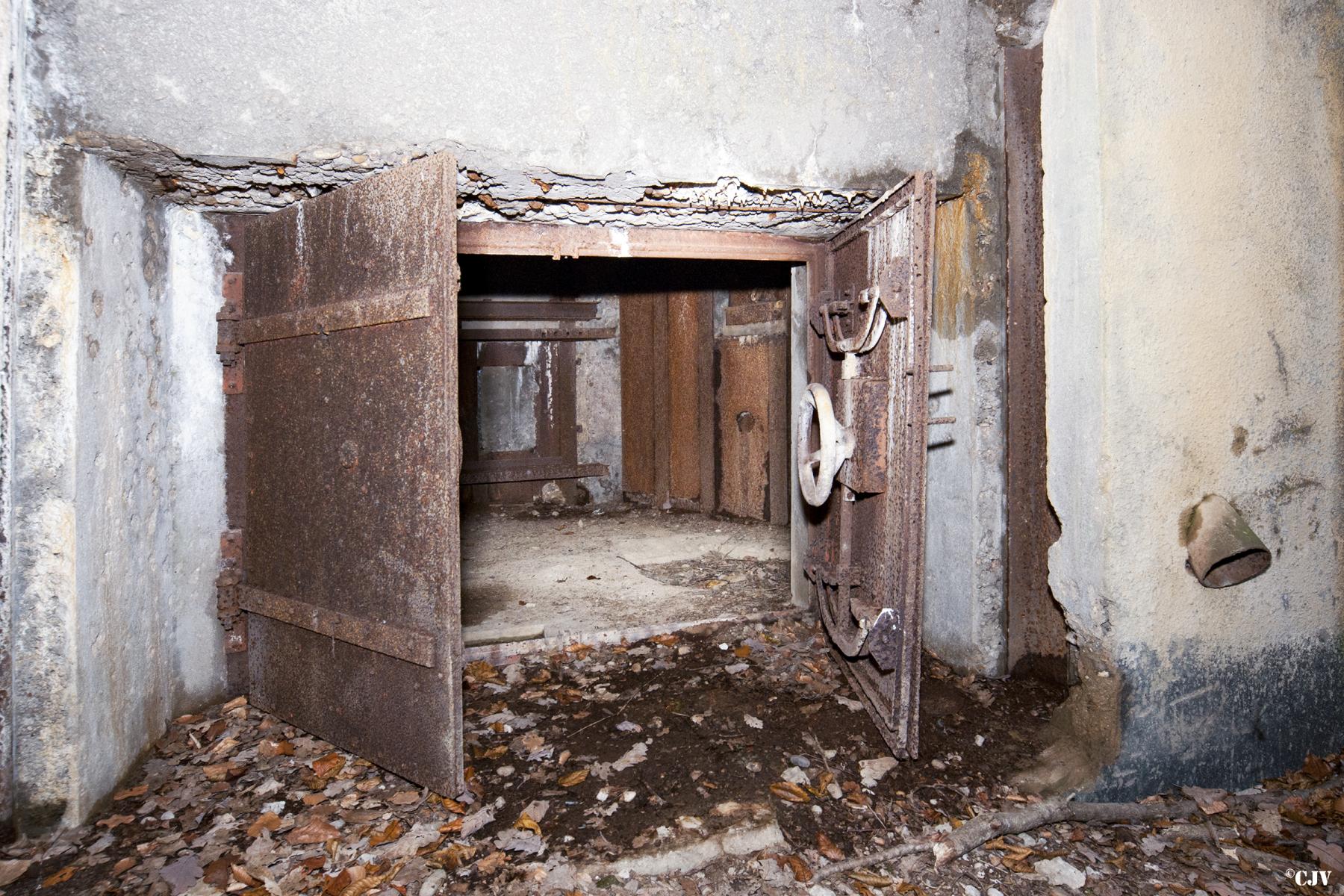 Ligne Maginot - BB43 - (Casemate d'infanterie) -  - Lia VERMEULEN