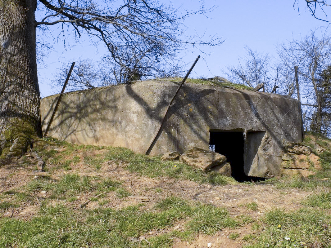 Ligne Maginot - 2B - VAUX LES MOUZON OUEST - (Blockhaus pour canon) -  - R Tucker