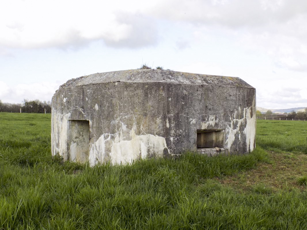 Ligne Maginot - 8B - FOCHELLE - (Blockhaus pour arme infanterie) - L'arrière et face droite - R Tucker