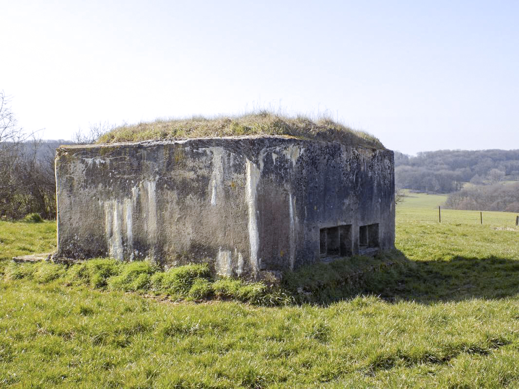 Ligne Maginot - 9A - ROUTE DE ROUVROY - (Blockhaus pour canon) - Faces droite / frontale - R Tucker