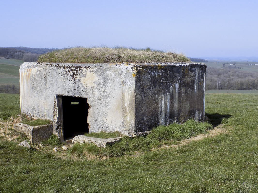 Ligne Maginot - 9A - ROUTE DE ROUVROY - (Blockhaus pour canon) - L'arrière / face droite - R Tucker