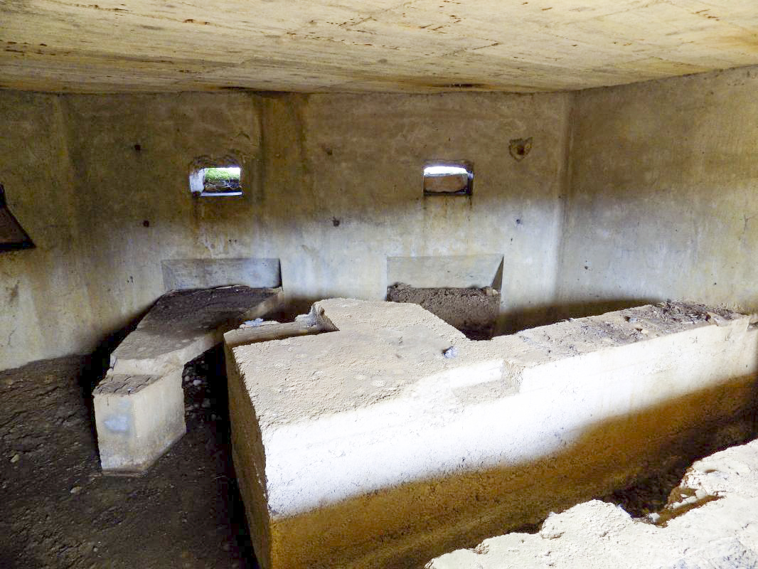 Ligne Maginot - 10A - LE CHENELET NORD - (Blockhaus pour canon) -  - R Tucker