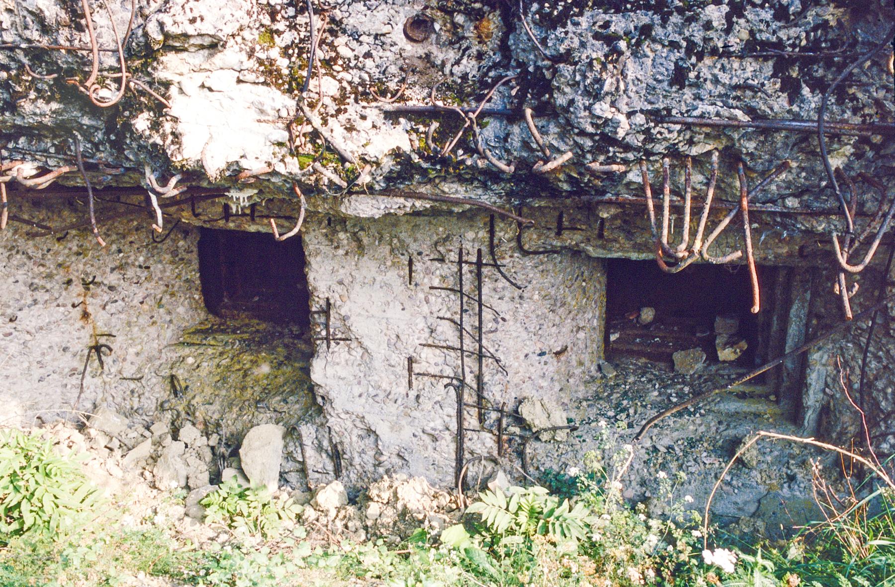 Ligne Maginot - LAUDREFANG - A37 - (Ouvrage d'infanterie) - Bloc 1
Les créneaux - MANSUY Michel