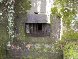 Ligne Maginot - BB357 - (Blockhaus pour arme infanterie) - La trémie pour mitrailleuse.