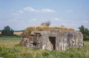 Ligne Maginot - CONFLUENT 3 - (Blockhaus pour arme infanterie) - L'entrée ouest