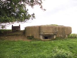Ligne Maginot - 29C - EUILLY NORD - (Blockhaus pour arme infanterie) - Pris de l'est, guérite à gauche
2007