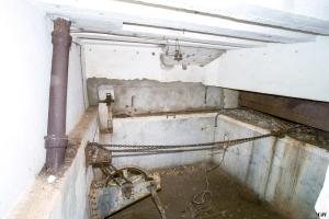 Ligne Maginot - MOLVANGE - A9 - (Ouvrage d'artillerie) - Entrée munitions
Le treuil du pont