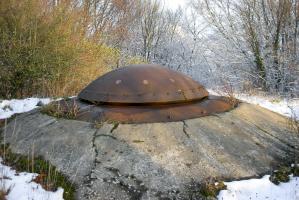 Ligne Maginot - MOLVANGE - A9 - (Ouvrage d'artillerie) - Bloc 2
Tourelle mitrailleuse en position éclipsée