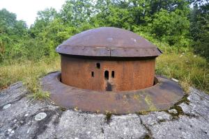 Ligne Maginot - MOLVANGE - A9 - (Ouvrage d'artillerie) - Bloc 2
Tourelle de mitrailleuses