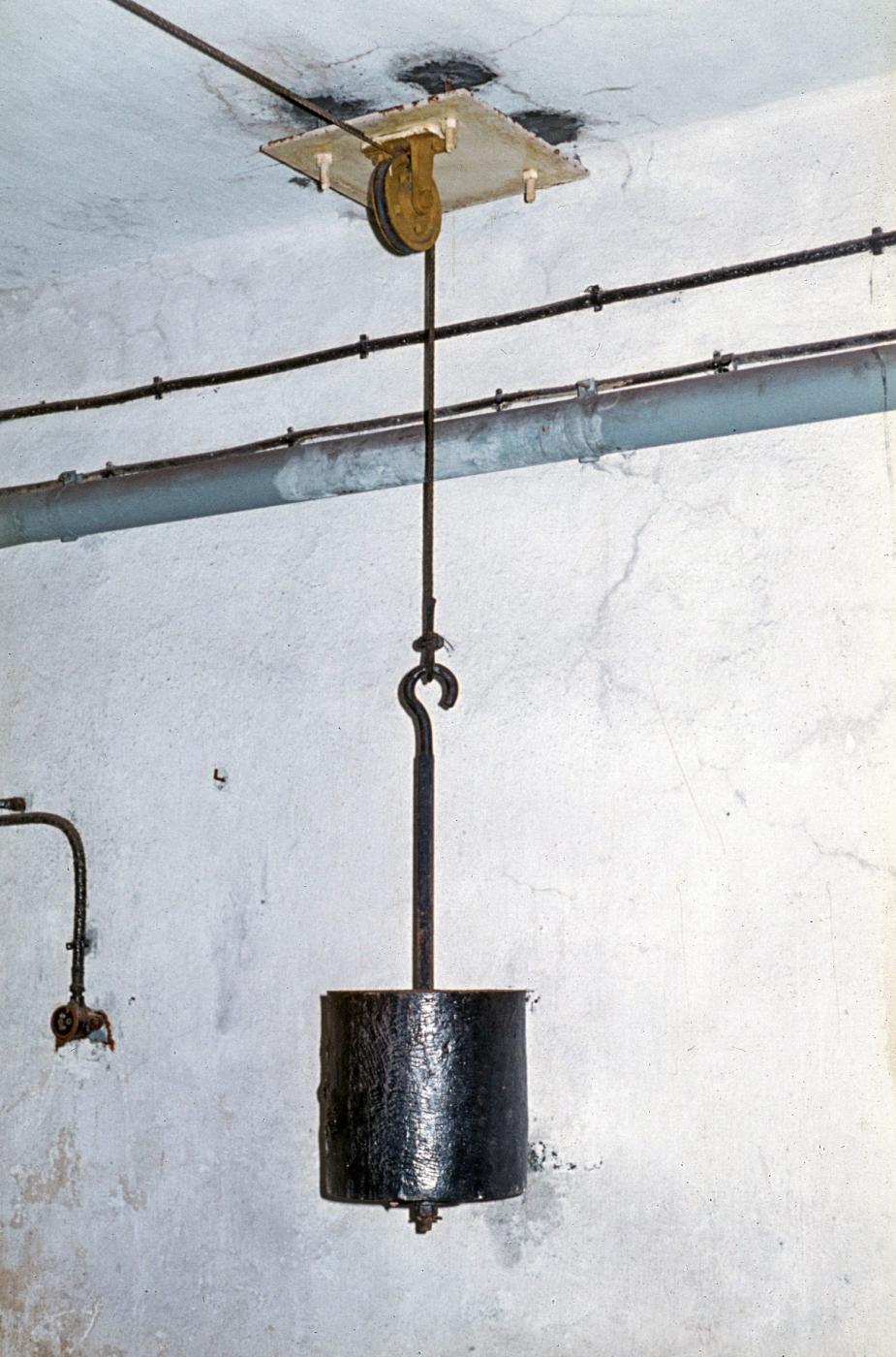 Ligne Maginot - LAUDREFANG - A37 - (Ouvrage d'infanterie) - Bloc 3
Etage intermédiaire
Le contrepoids - MANSUY Michel