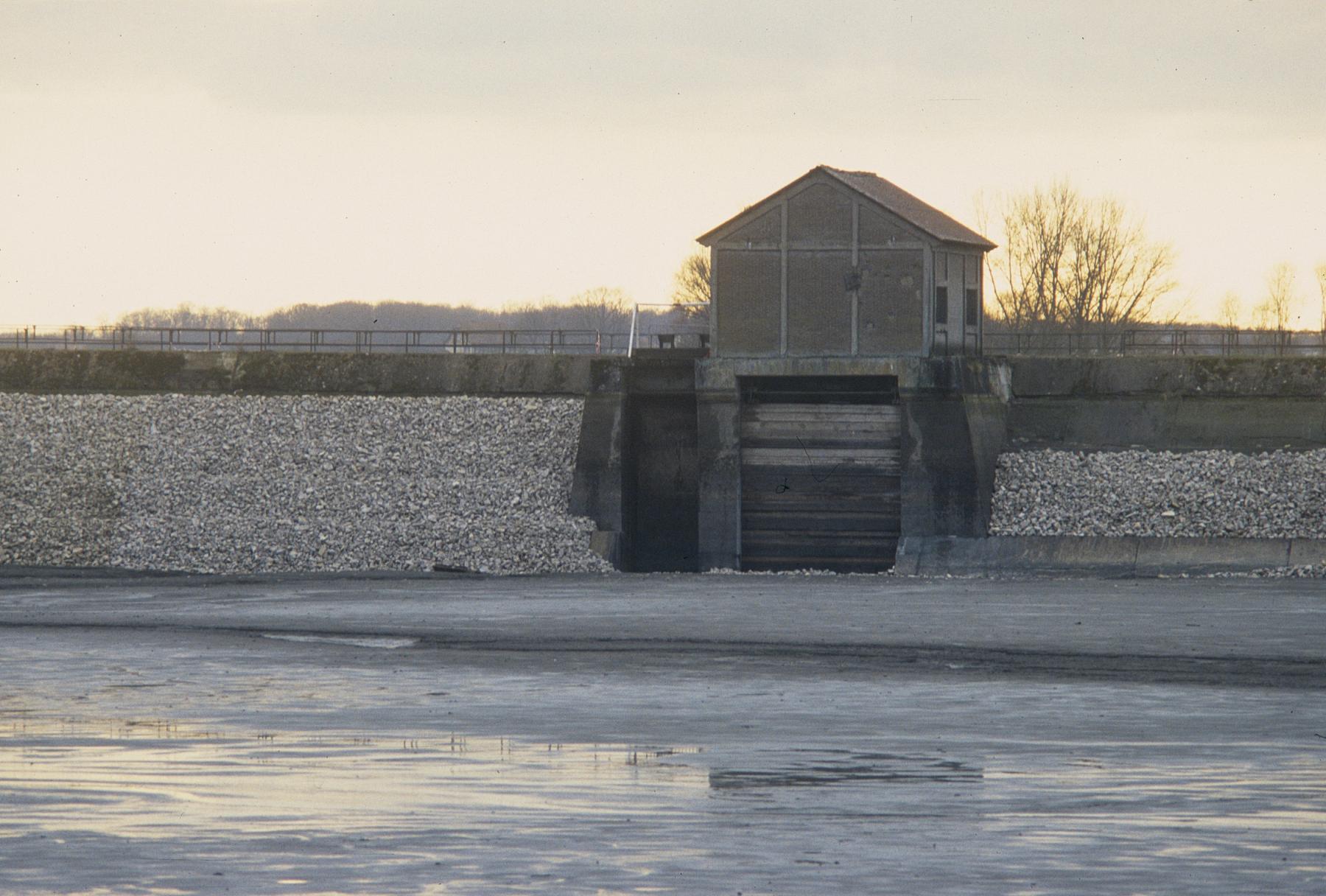 Ligne Maginot - WELSCHHOF (RETENUE DU) - (Inondation défensive) - Le local des siphons pendant le vidange du lac - MANSUY Michel