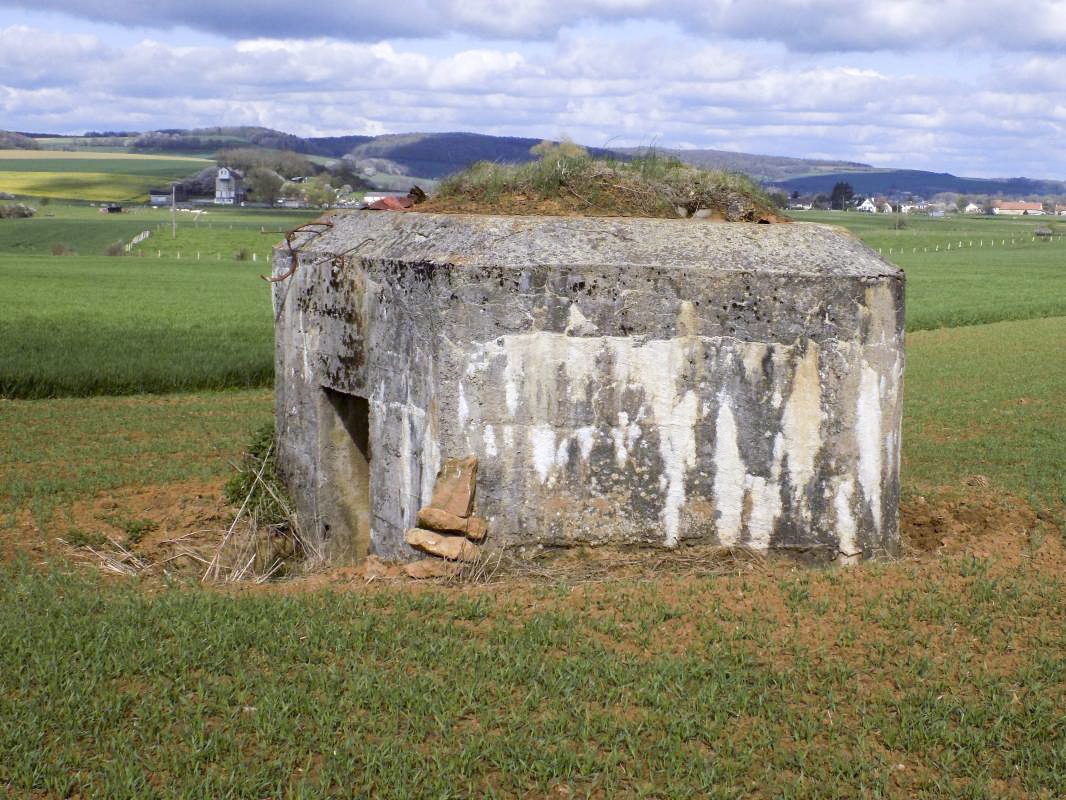 Ligne Maginot - 14C - FOND D'YVAUX OUEST - (Blockhaus pour arme infanterie) - Face droite - R Tucker