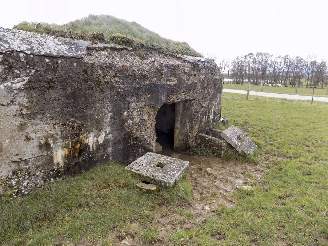 Ligne Maginot - 27BIS - GRANDE PRAIRIE EST - (Blockhaus pour canon) - L'entrée - R Tucker