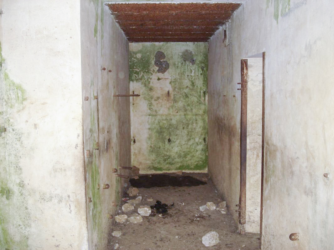 Ligne Maginot - A93 - CHYBERCHAMP - (Casemate d'artillerie) - L’intérieur - R Tucker