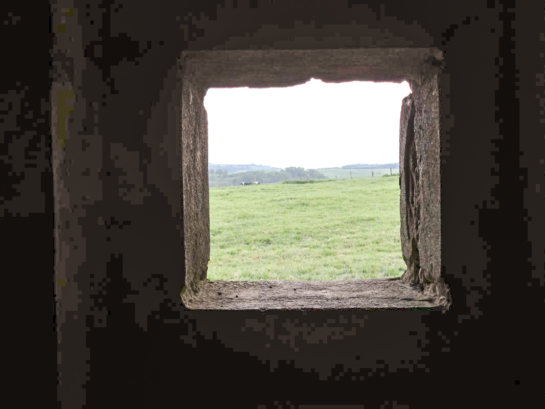 Ligne Maginot - A93 - CHYBERCHAMP - (Casemate d'artillerie) - Vue vers le sud est - R Tucker