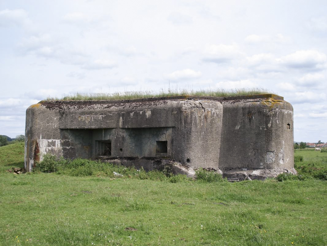 Ligne Maginot - A102 - LA MAHOTTE - (Blockhaus lourd type STG / STG-FCR - Double) - Face ouest - R Tucker