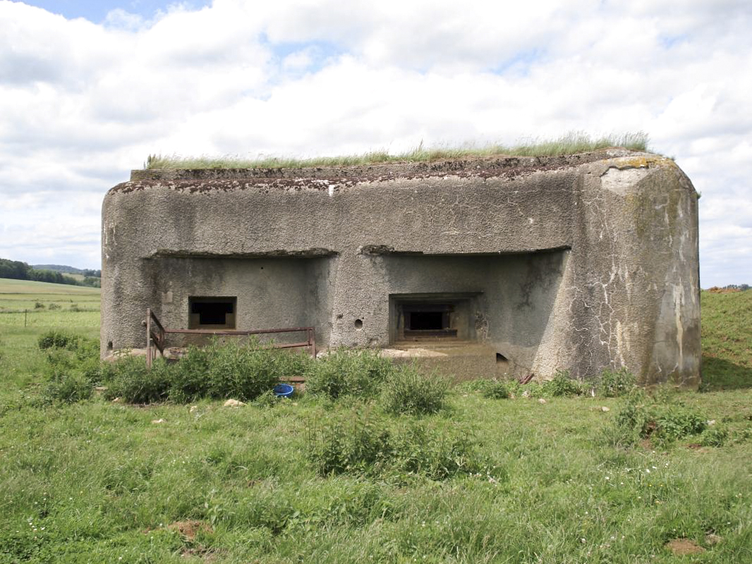 Ligne Maginot - A102 - LA MAHOTTE - (Blockhaus lourd type STG / STG-FCR - Double) - Face est - R Tucker