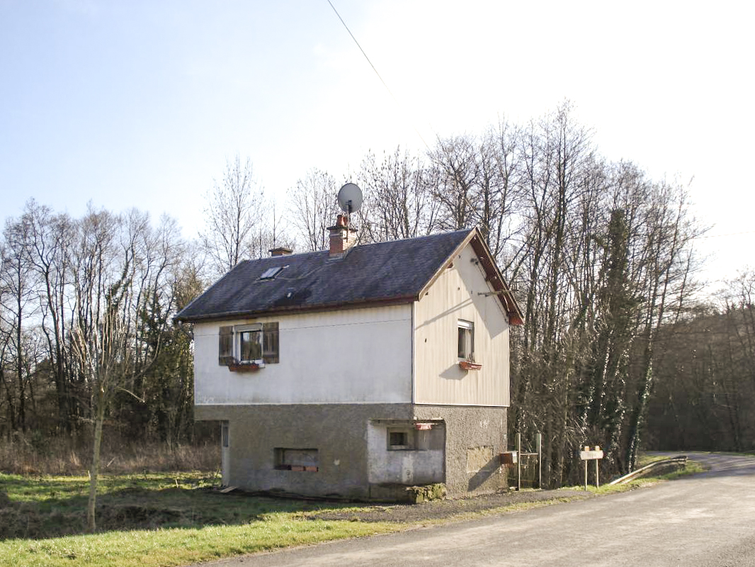 Ligne Maginot - MF17 - T - MESSINCOURT - (Poste GRM - Maison Forte) - Face nord/ouest - R Tucker