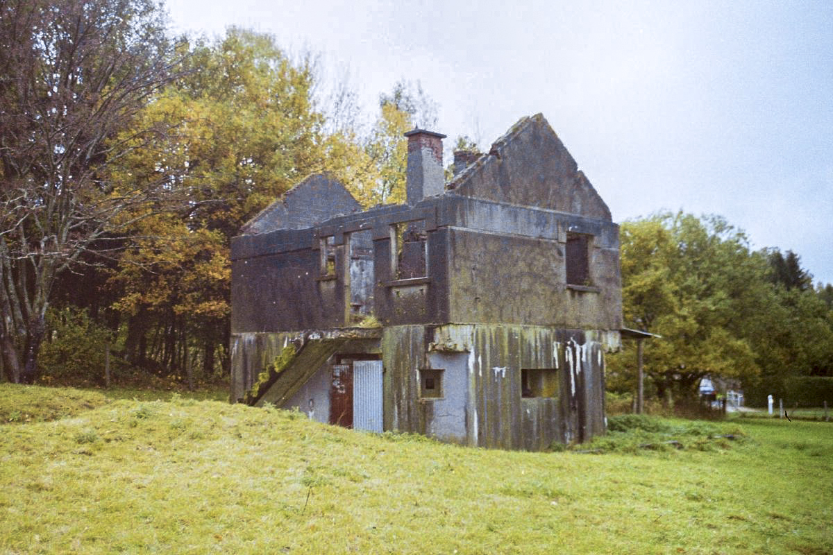 Ligne Maginot - MF21 - X - MOGUES - (Poste GRM - Maison Forte) -  - R Tucker