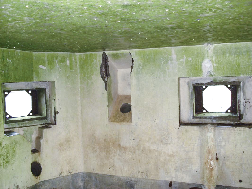 Ligne Maginot - MF21 - X - MOGUES - (Poste GRM - Maison Forte) - L'intérieur - R Tucker