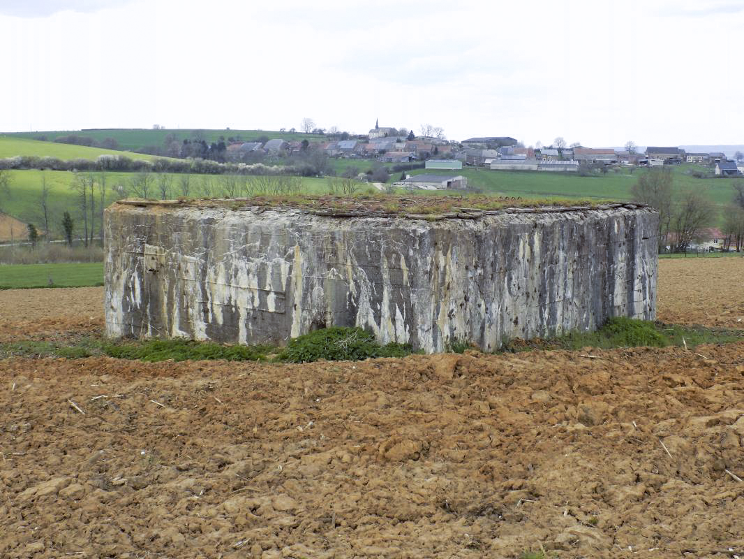 Ligne Maginot - MOULIN D'EUILLY - (Blockhaus pour canon) - Faces l'arrière et droite - R Tucker