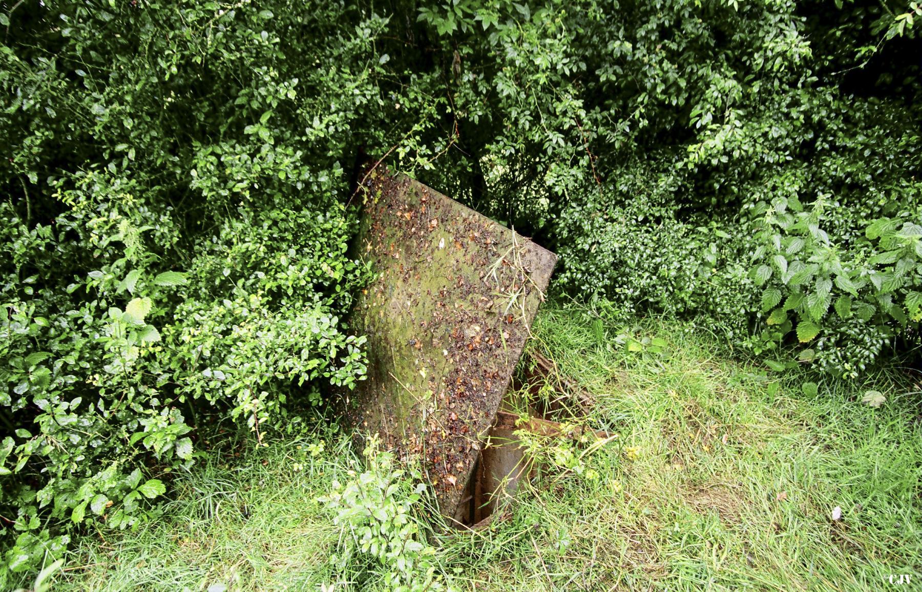 Ligne Maginot - Chambre de coupure  11 - Le puits - Lia VERMEULEN