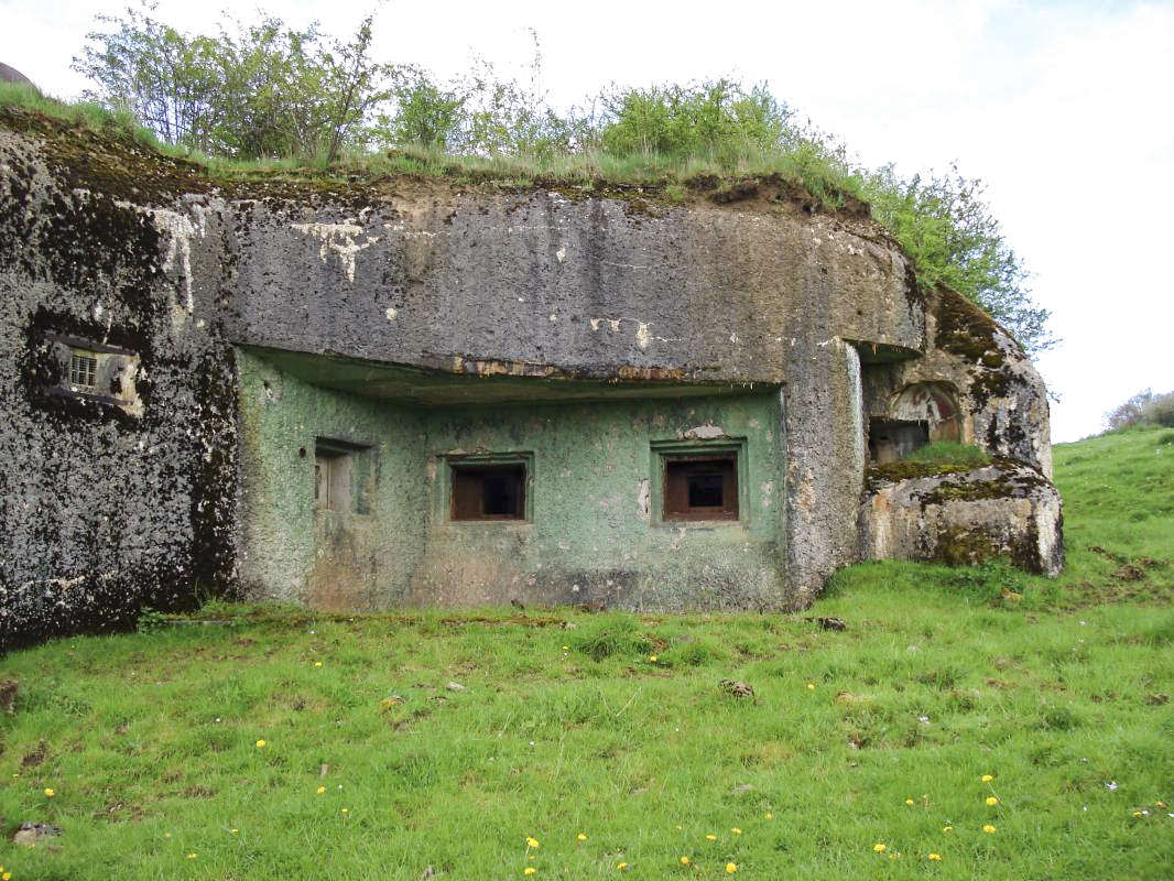 Ligne Maginot - AVIOTH - (Casemate d'infanterie - Simple) - Les créneaux - R Tucker
