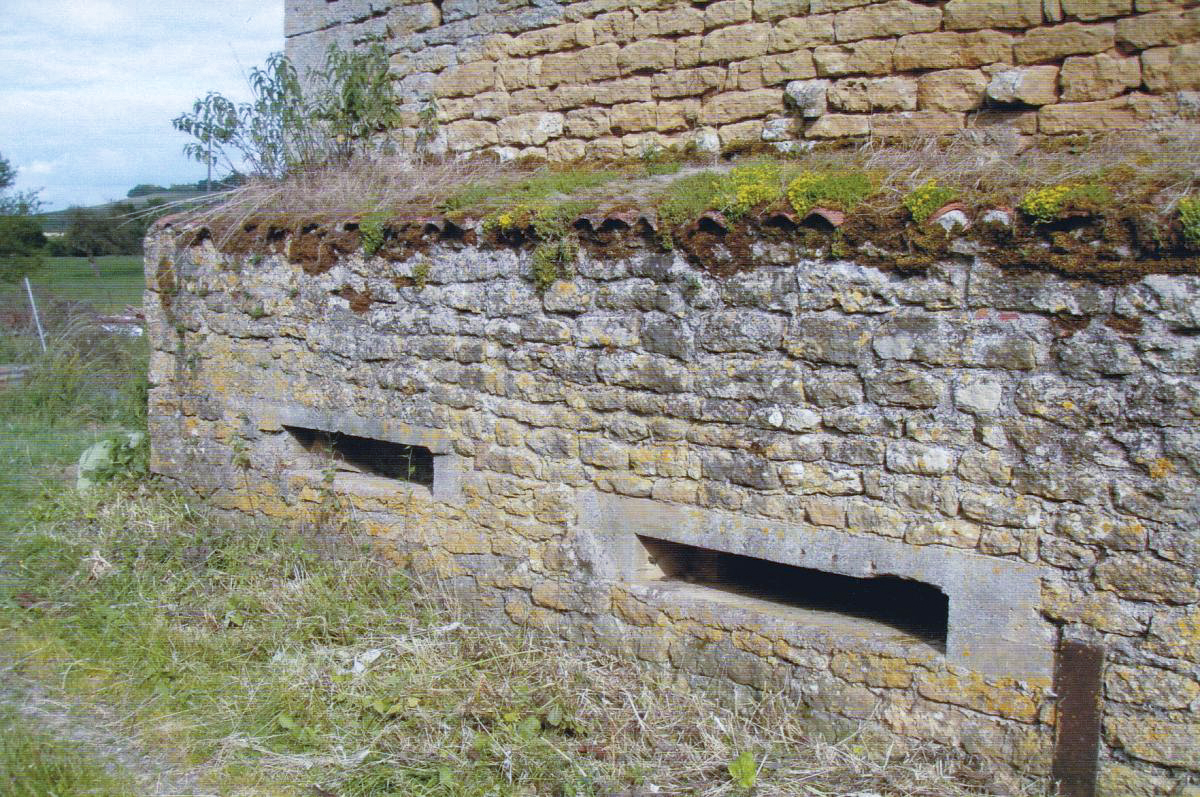 Ligne Maginot - B10 - CHEMIN DE LA CONTESSE - (Blockhaus pour canon) -  - Richard Tucker