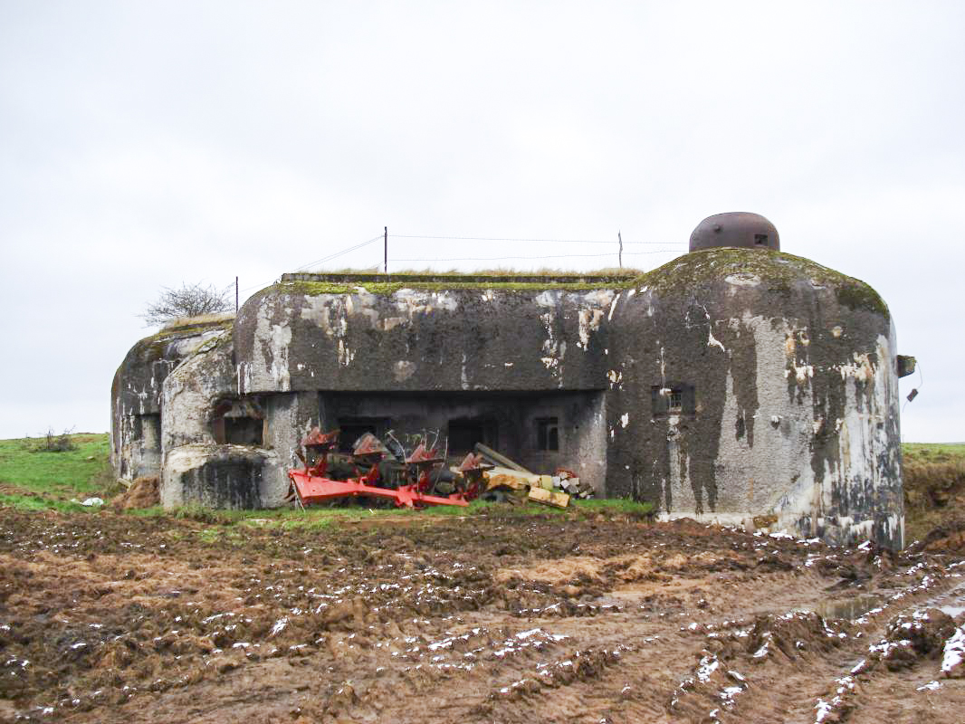 Ligne Maginot - CHRIST - (Casemate d'infanterie - Simple) - Face frontale - R Tucker