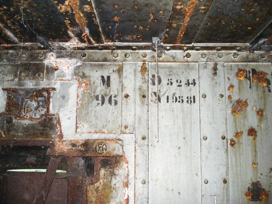 Ligne Maginot - CHRIST - (Casemate d'infanterie - Simple) - Créneaux AC, identification - R Tucker