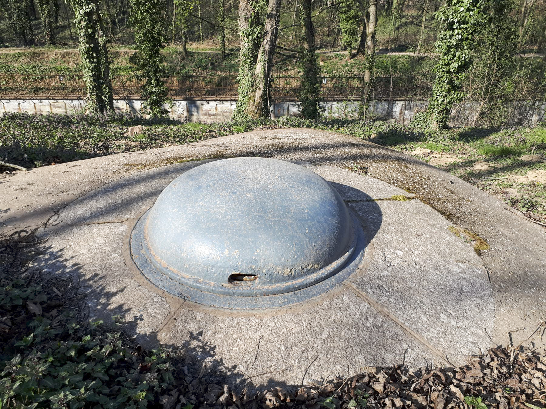 Ligne Maginot - FORT DUCROT - (PC de Secteur) - Tourelle d'observation mle 1890 - G. Fuchs