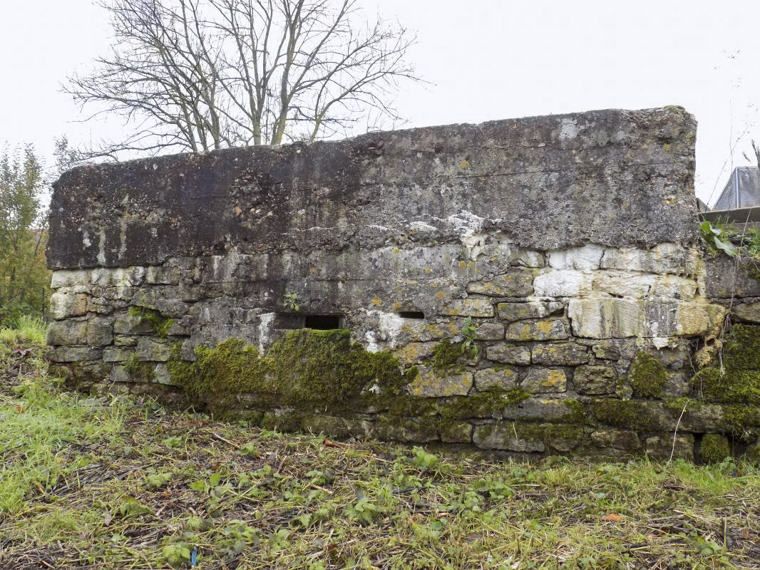 Ligne Maginot - B4 - CIMETIERE DE LA FERTE OUEST - (Blockhaus pour arme infanterie) - Façade frontale - Richard Tucker