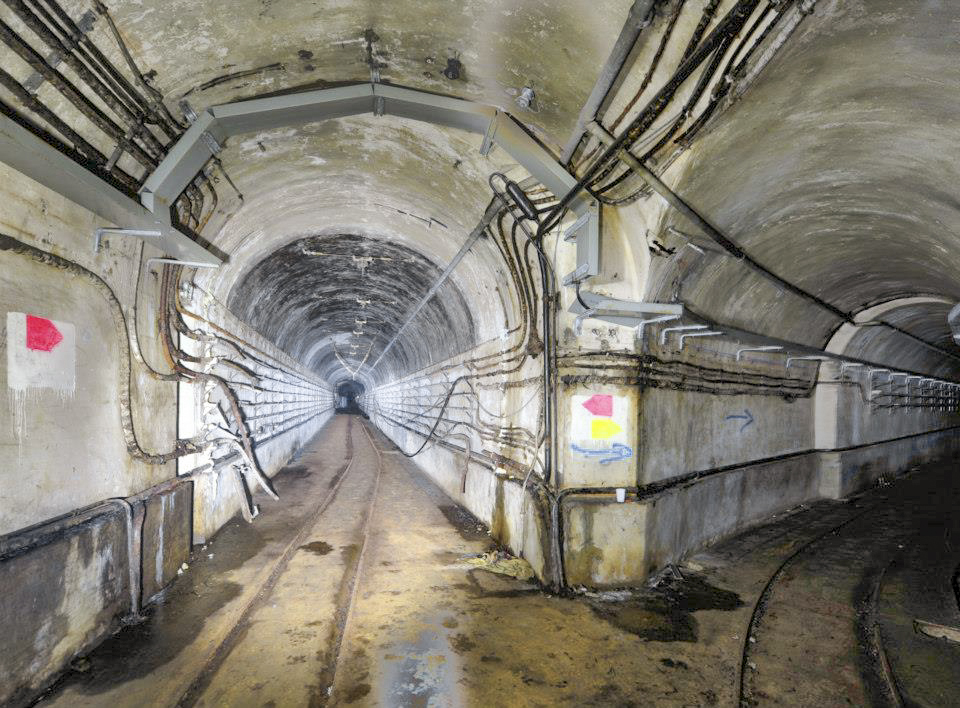 Ligne Maginot - ROCHONVILLERS - A8 - (Ouvrage d'artillerie) - Croisement des galeries menant au bloc 8 - GOERGEN Claude