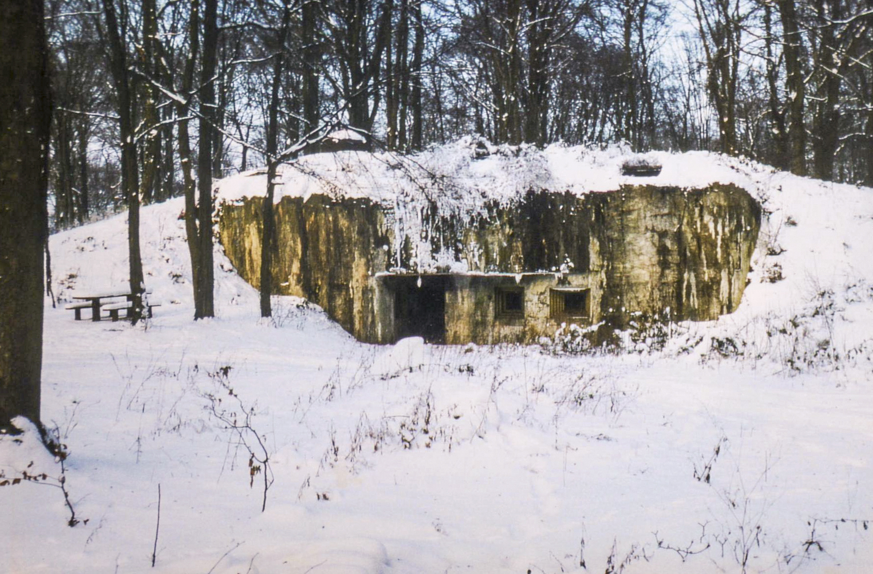 Ligne Maginot - MOLVANGE - A9 - (Ouvrage d'artillerie) - L'entrée des hommes - Jean-Louis NOSPELD