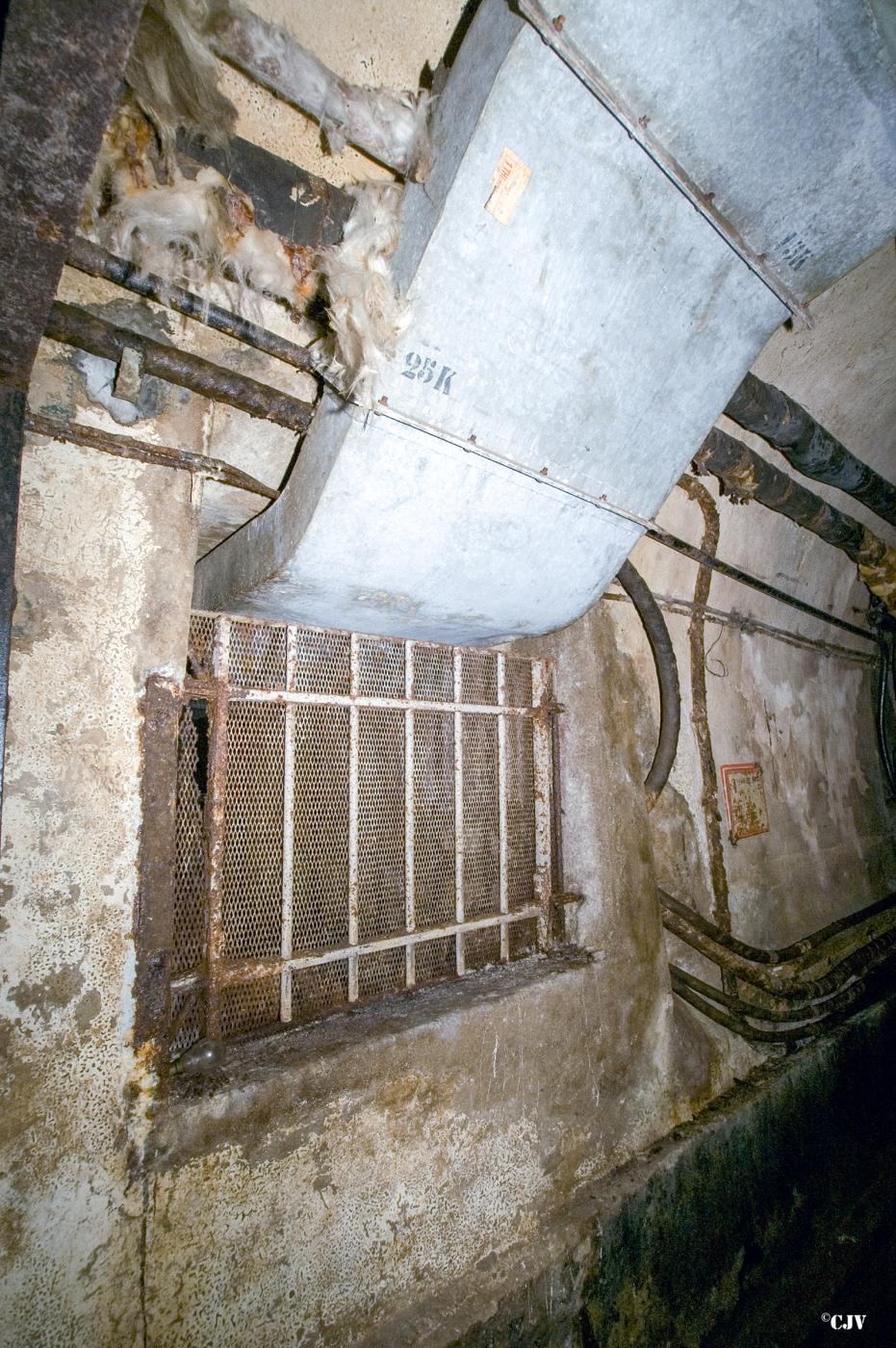 Ligne Maginot - MOLVANGE - A9 - (Ouvrage d'artillerie) - Galerie de liaison de l'entrée hommes - Lia VERMEULEN