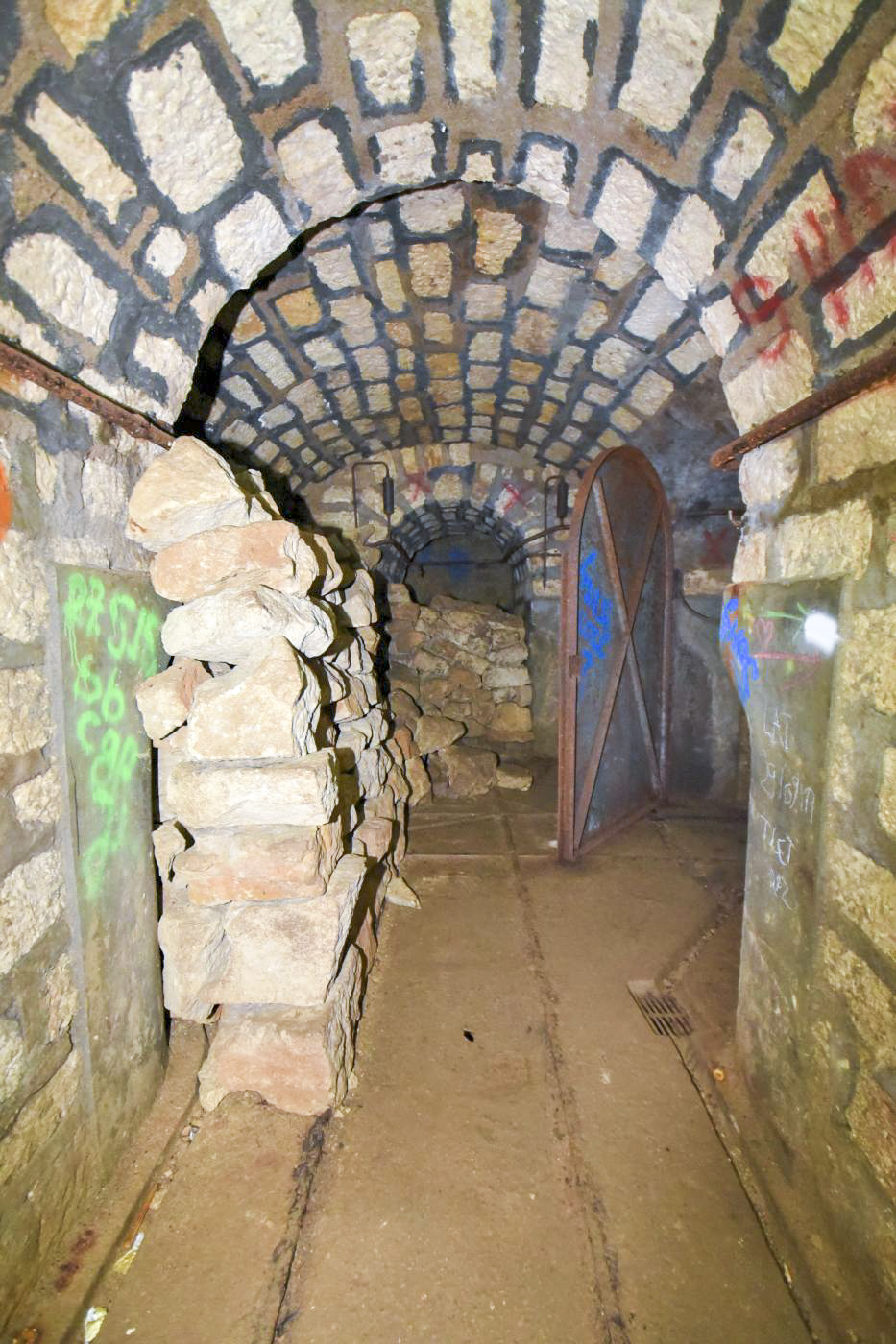 Ligne Maginot - MOLVANGE - A9 - (Ouvrage d'artillerie) - Bloc 1
Galerie inachevée - Ludovic KNAPP