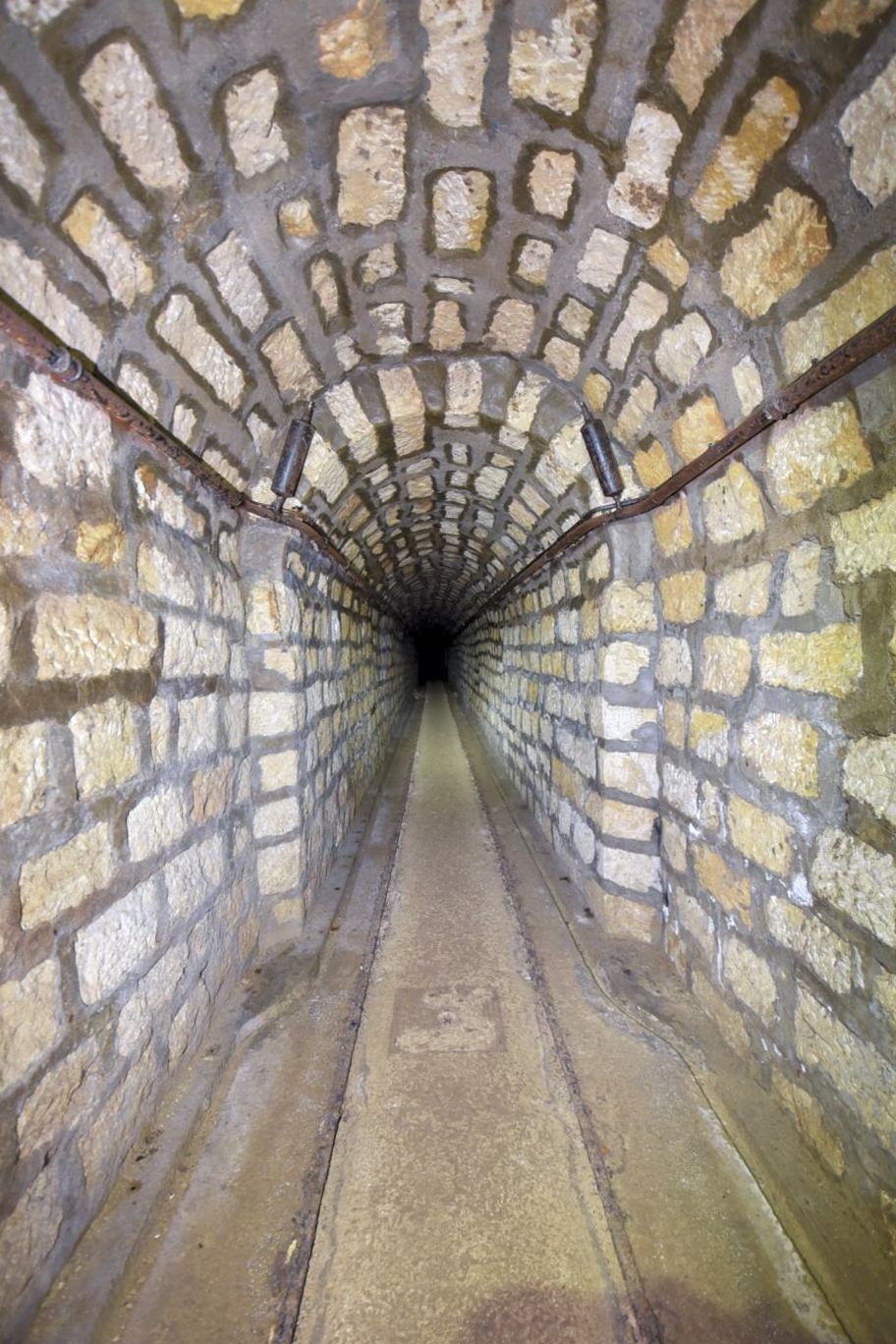 Ligne Maginot - MOLVANGE - A9 - (Ouvrage d'artillerie) - Bloc 1
Galerie inachevée - Ludovic KNAPP