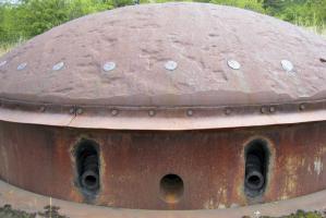Ligne Maginot - MOLVANGE - A9 - (Ouvrage d'artillerie) - Bloc 8
Embrasures de la tourelle de 75