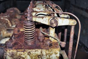 Ligne Maginot - MOLVANGE - A9 - (Ouvrage d'artillerie) - Usine électrique de l'ouvrage
Groupe électrogène à moteur SGCM
Détail des culbuteurs