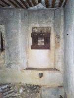 Ligne Maginot - MY3 - (Blockhaus lourd type STG / STG-FCR - Simple) - Chambre de tir.
Créneau pour mitrailleuse ou FM muni d'une trémie Condé et de deux goulottes lance-grenades (au pied et à droite).